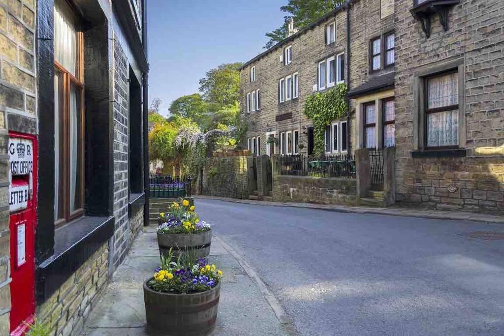 Entire Cottage In The Beautiful Calder Valley Halifax Exterior photo